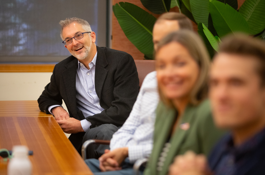 Doug Burgham meets Hamm Fellows 